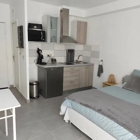 N°a02 Les Thermes דירה *